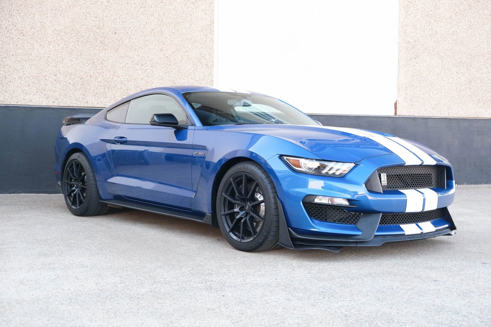 Used 2017 Ford Mustang Shelby GT350 w/ Electronics Package image 4
