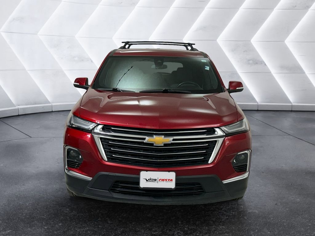 Used 2023 Chevrolet Traverse LT image 2