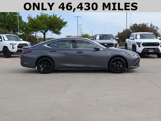 Used 2023 Lexus ES 300h F Sport image 4