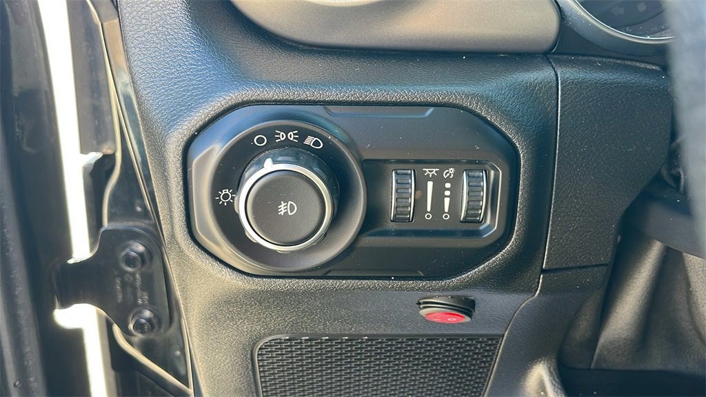 Used 2020 Jeep Wrangler Unlimited Sport image 18