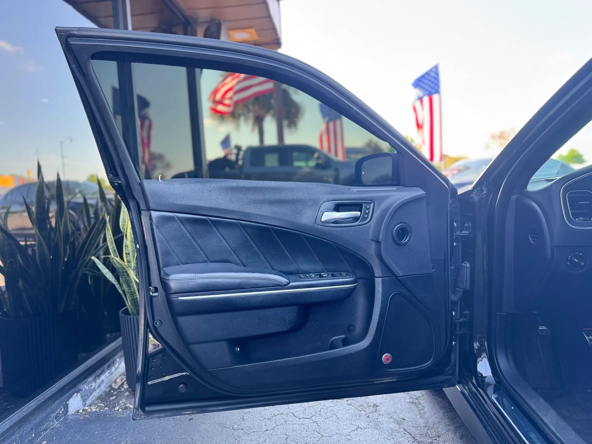 Used 2017 Dodge Charger R/T Scat Pack w/ Dynamics Package image 29