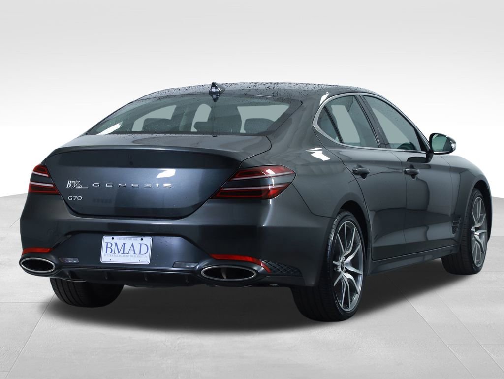 Used 2025 Genesis G70 2.5T image 12