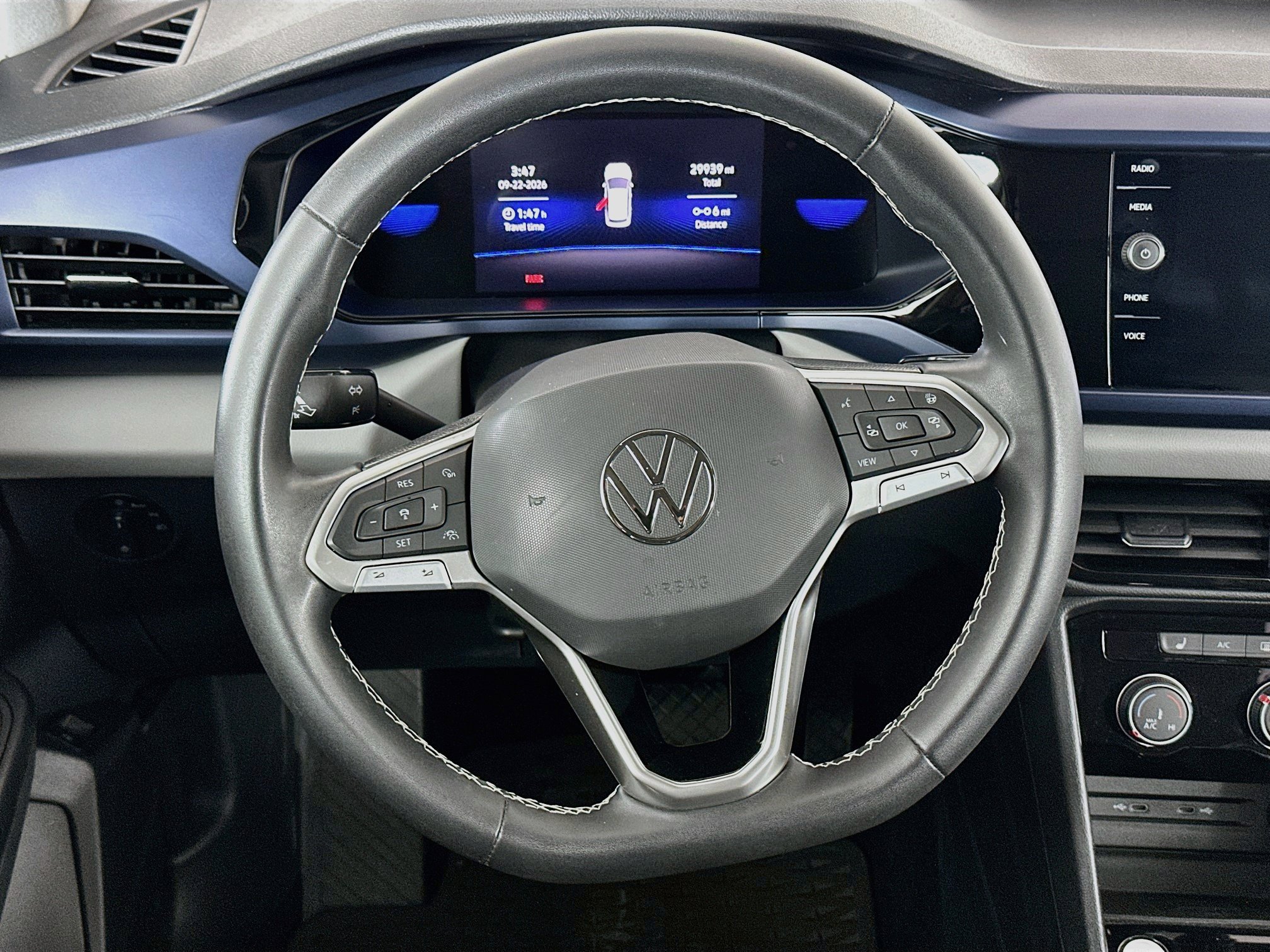 Used 2023 Volkswagen Taos SE w/ Black Wheel Package FWD image 18