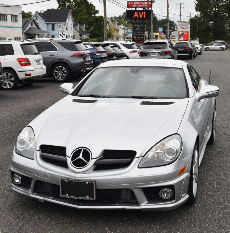 Used 2011 Mercedes-Benz SLK 350 image 1