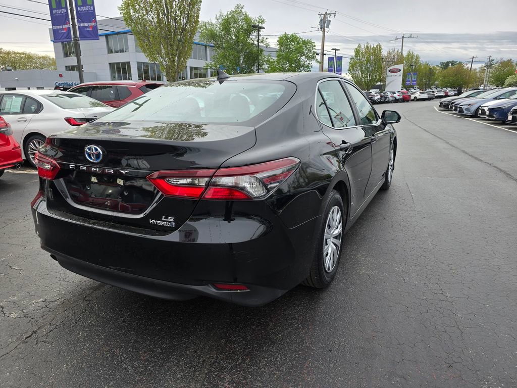 Used 2024 Toyota Camry LE w/ Cold Weather Package FWD image 7