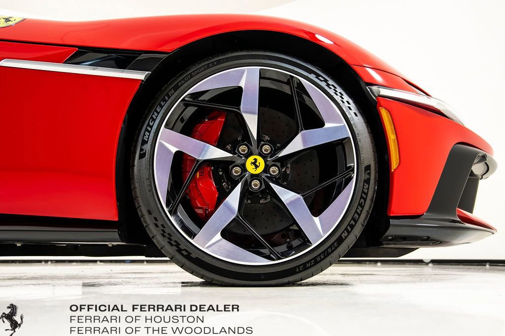 Used 2025 Ferrari 12Cilindri image 25