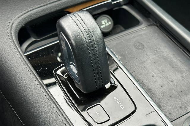 Certified 2021 Volvo XC90 T8 Inscription Expression w/ Protection Package Premier image 25