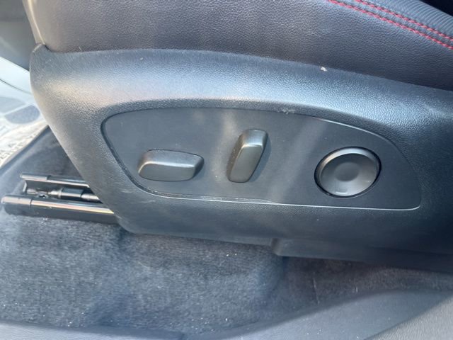 Used 2024 Chevrolet Traverse RS image 23