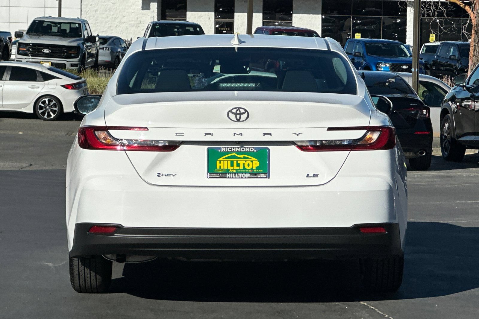 Used 2025 Toyota Camry LE FWD image 6