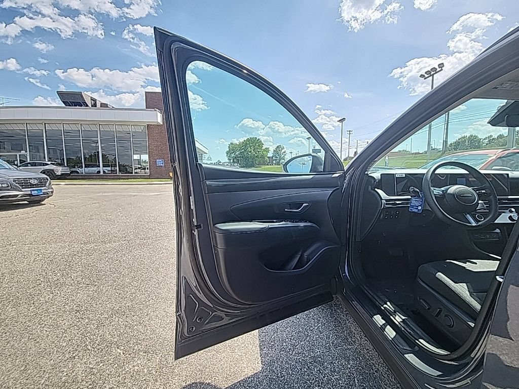 New 2026 Hyundai Tucson SEL AWD/4WD image 11