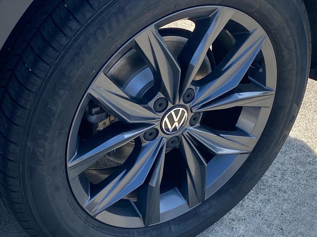 Certified 2022 Volkswagen Tiguan SE AWD/4WD image 22