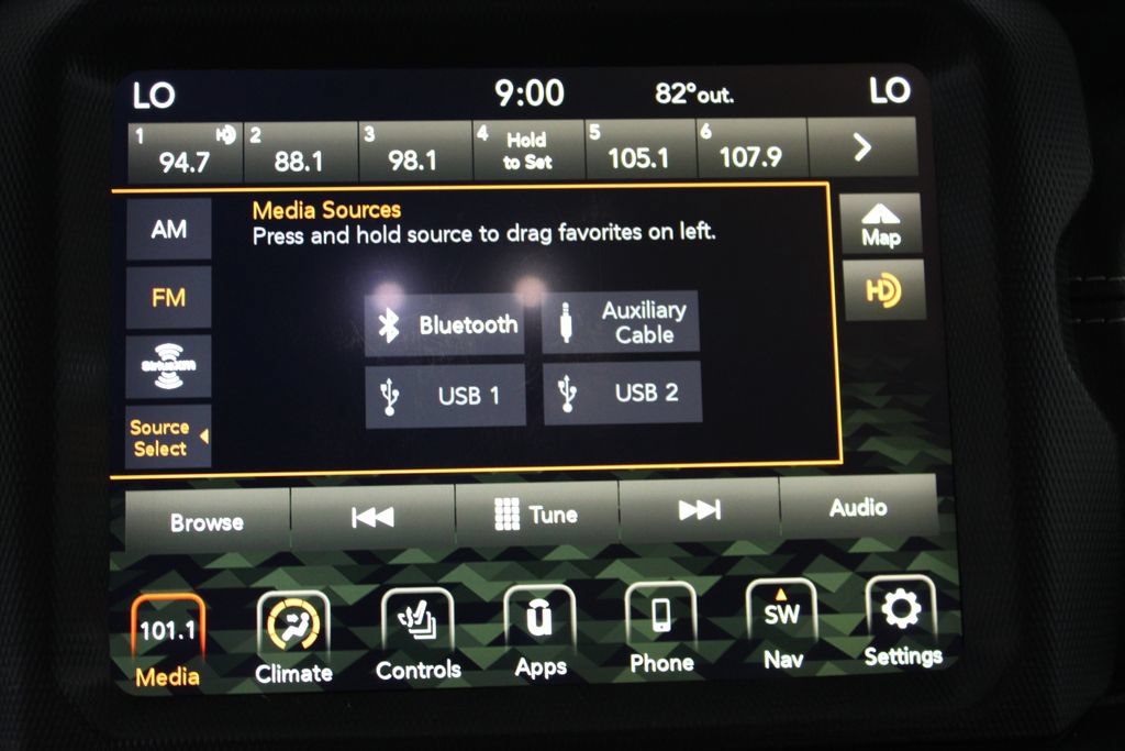 Used 2023 Jeep Wrangler Unlimited Sahara w/ Cold Weather Group AWD/4WD image 44