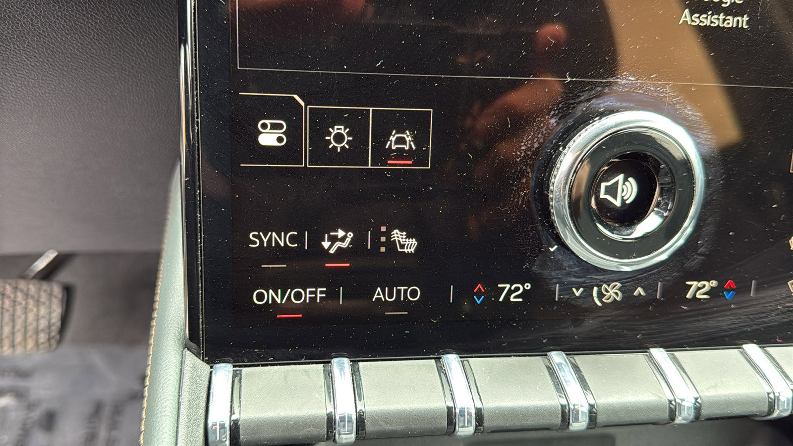 Used 2026 GMC Terrain AT4 w/ Technology Package II image 21