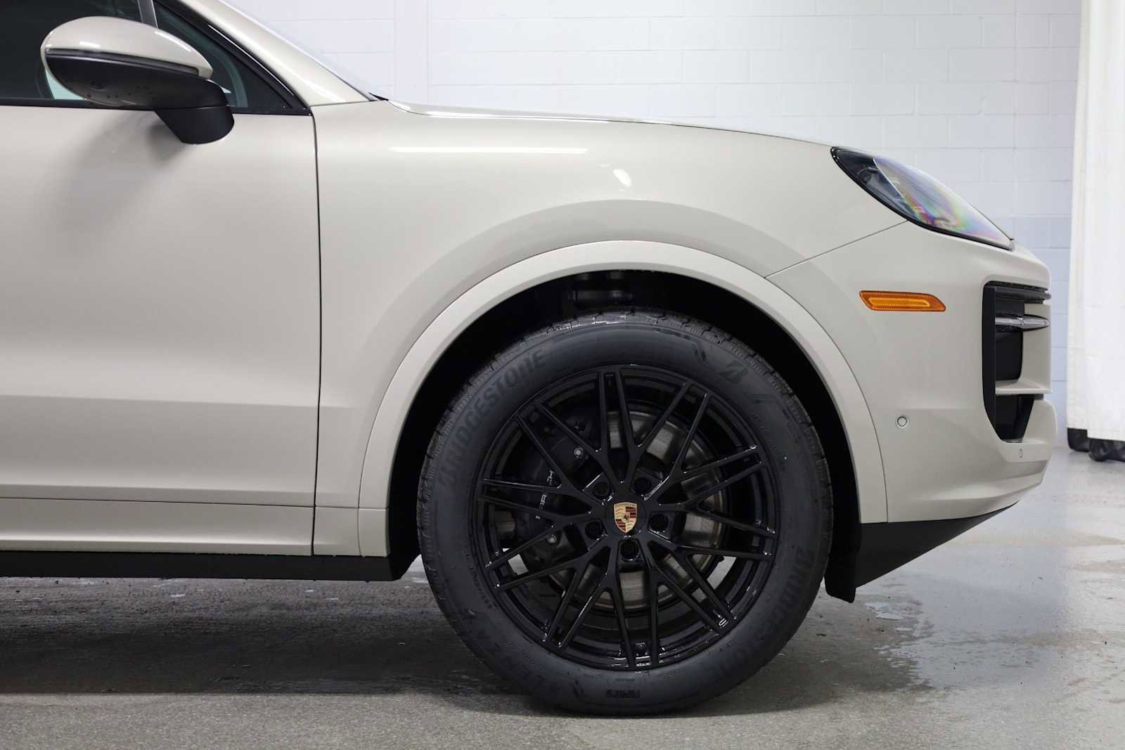 New 2026 Porsche Cayenne AWD/4WD image 14