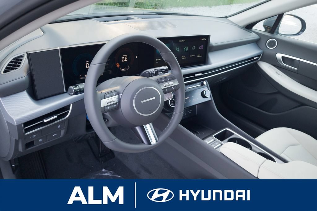 New 2026 Hyundai Sonata SEL FWD image 12