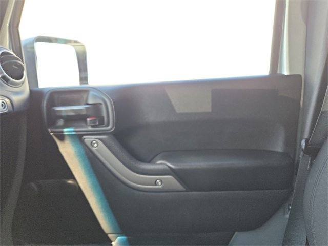 Used 2017 Jeep Wrangler Unlimited Sport w/ Connectivity Group image 18