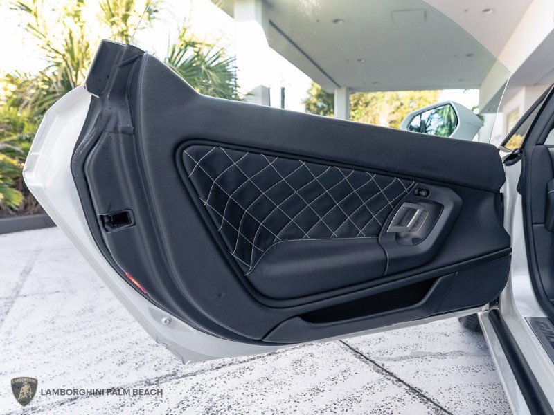Used 2010 Lamborghini Gallardo LP 560-4 image 38