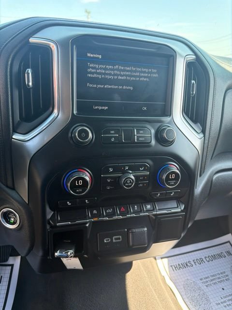 Used 2022 Chevrolet Silverado 1500 LT AWD/4WD image 25