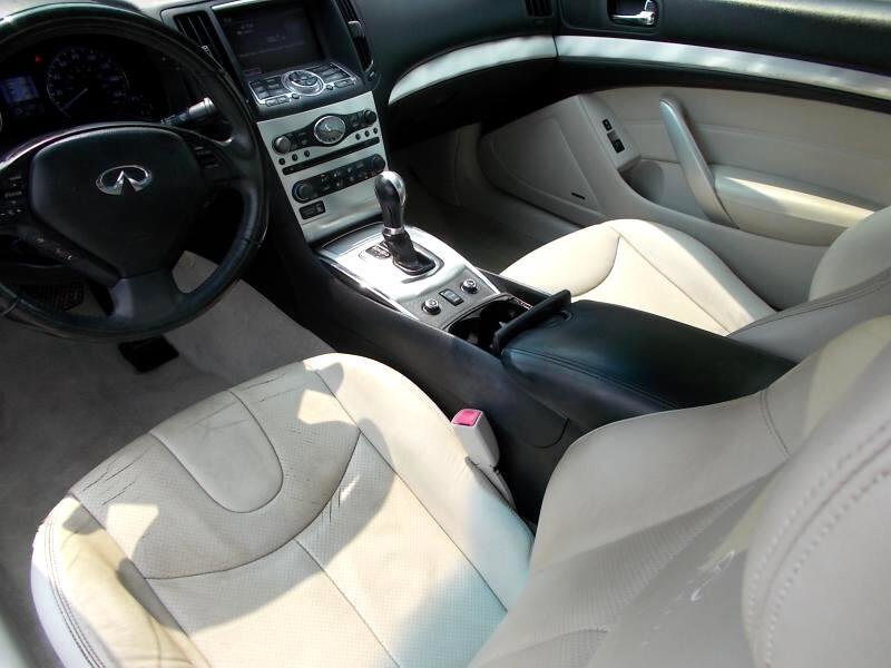 Used 2013 INFINITI G37 x w/ Premium Pkg image 26