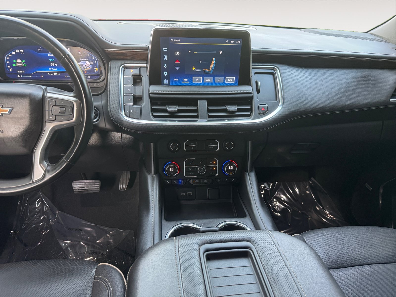 Used 2023 Chevrolet Suburban Premier AWD/4WD image 11