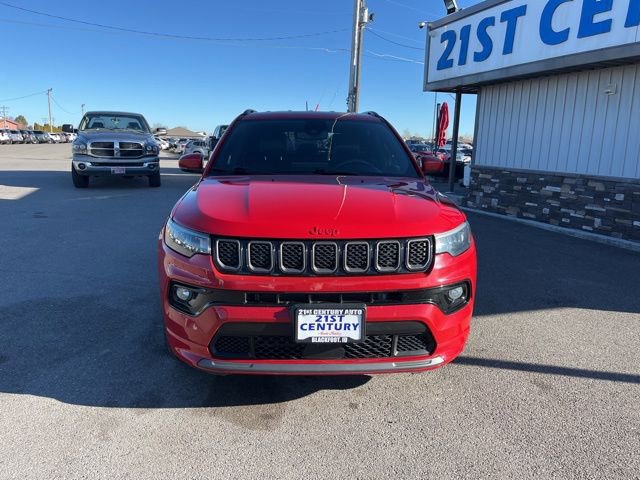 Used 2023 Jeep Compass Limited AWD/4WD image 4