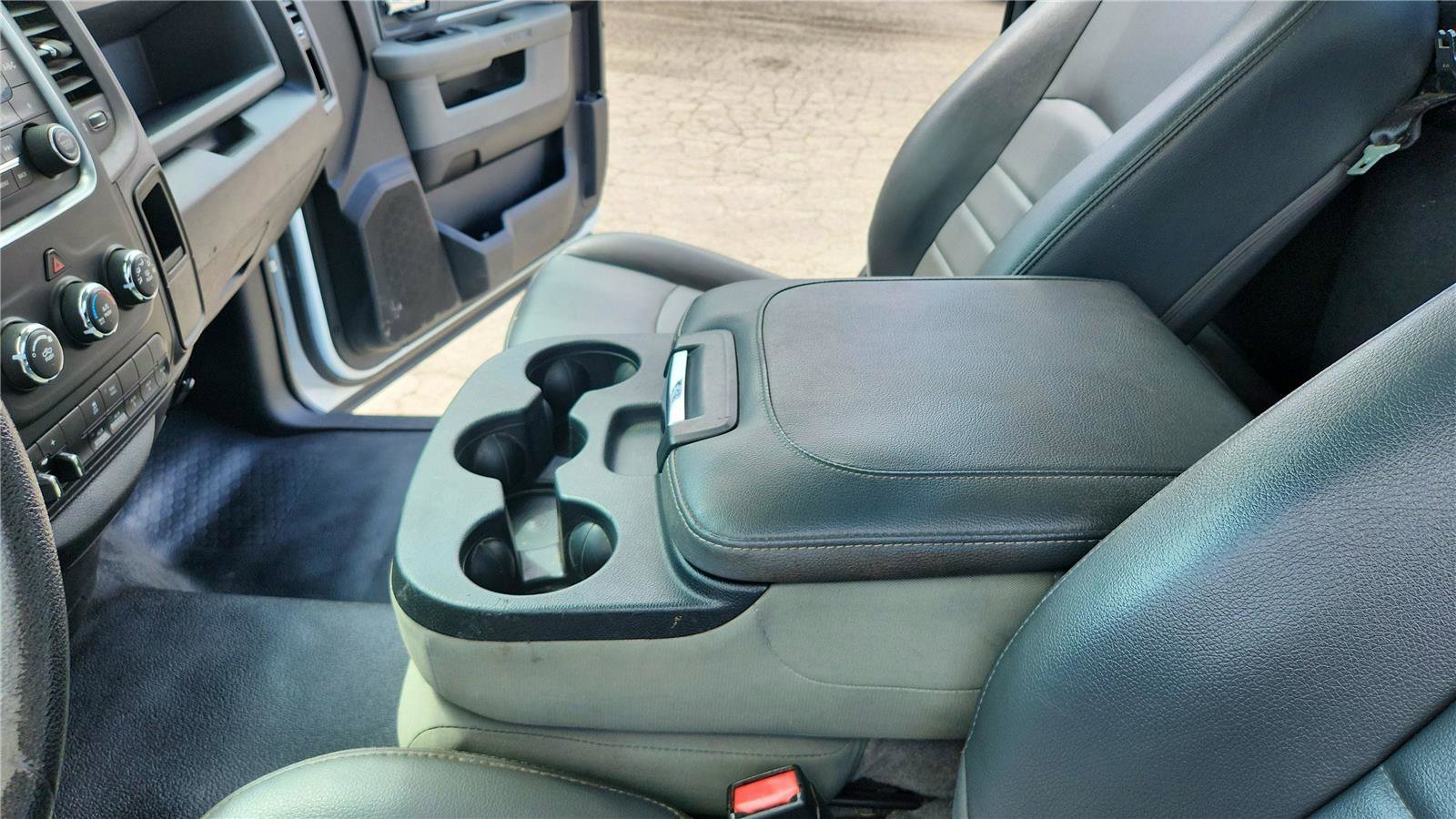 Used 2016 RAM 2500 Tradesman w/ Power & Remote Entry Group image 17