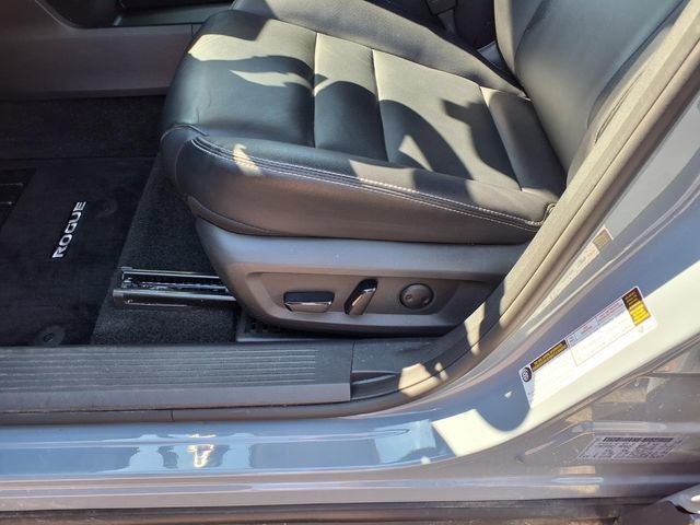Used 2023 Nissan Rogue SL image 15