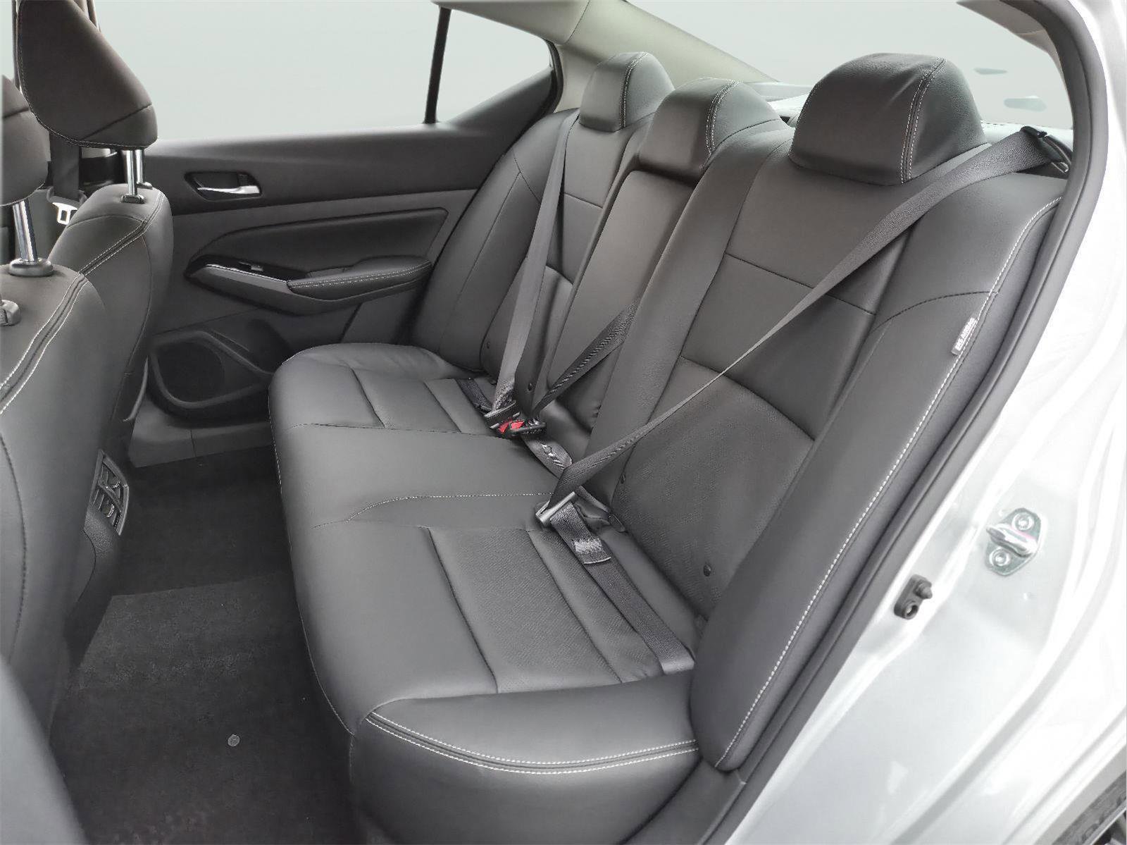 New 2025 Nissan Altima 2.5 SL image 11