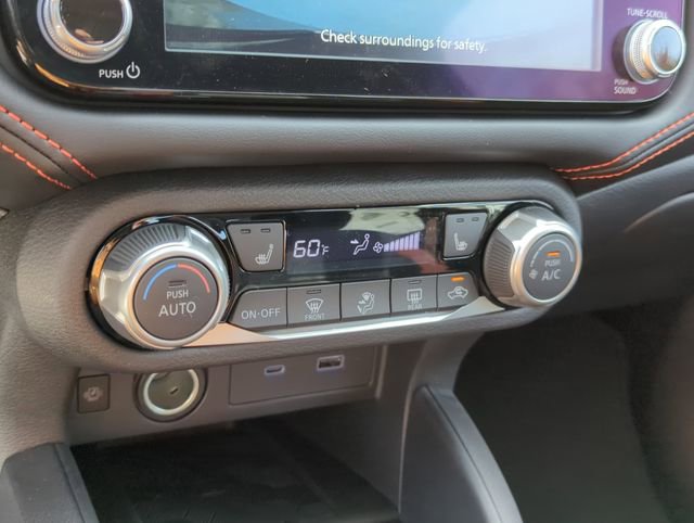 New 2025 Nissan Versa SR w/ Trunk Package image 26