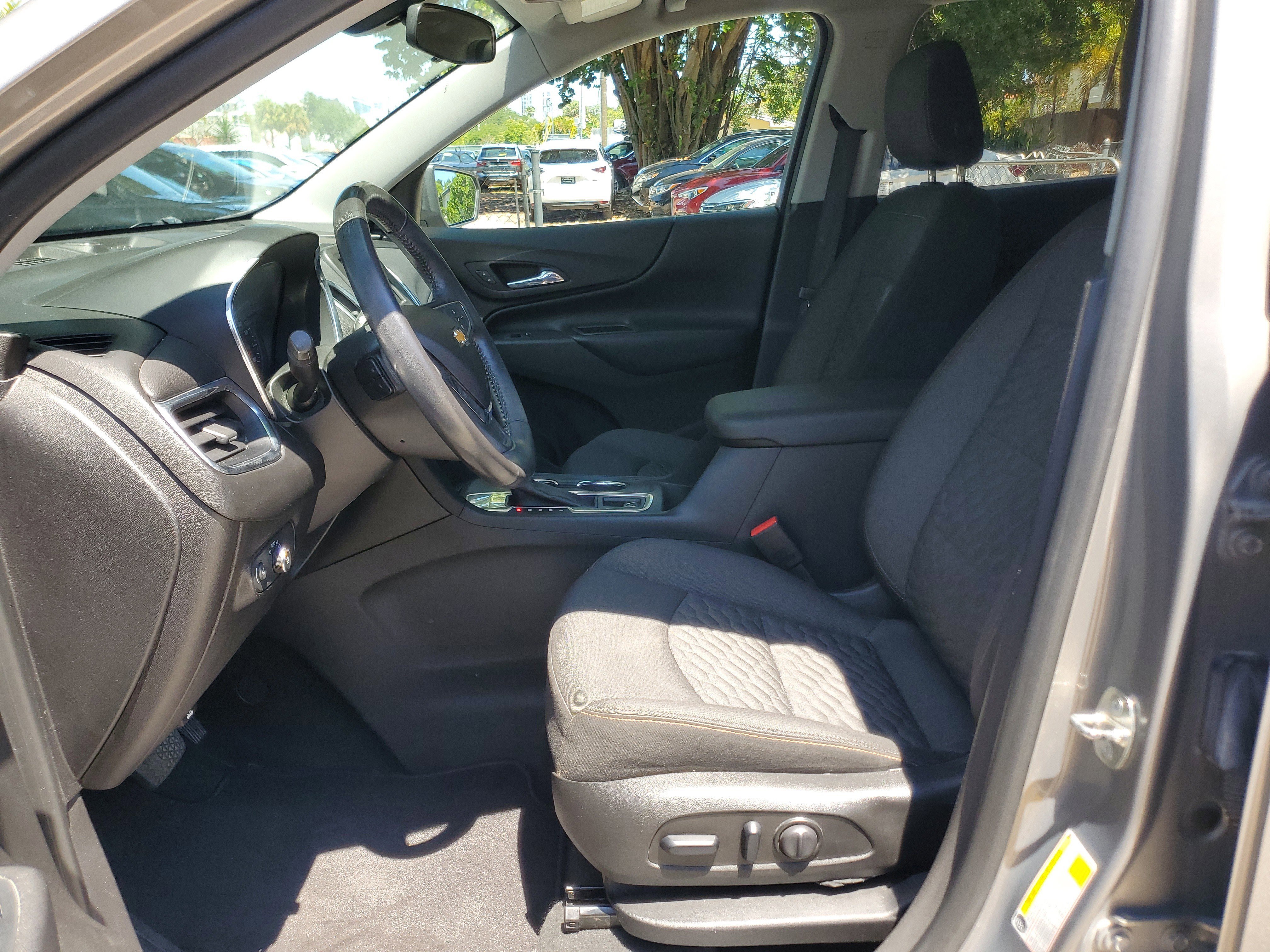 Used 2019 Chevrolet Equinox LT image 17