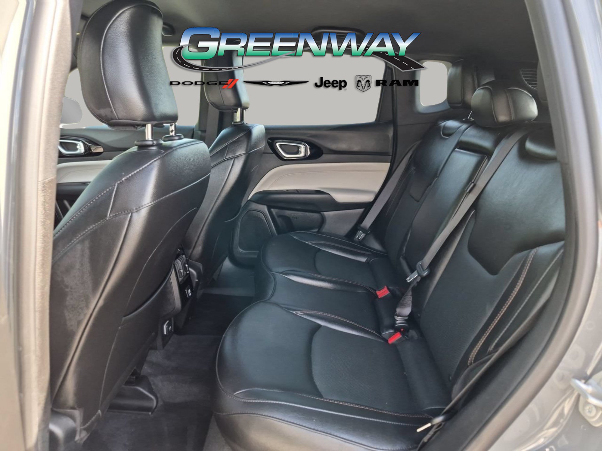 Used 2023 Jeep Compass Limited AWD/4WD image 12