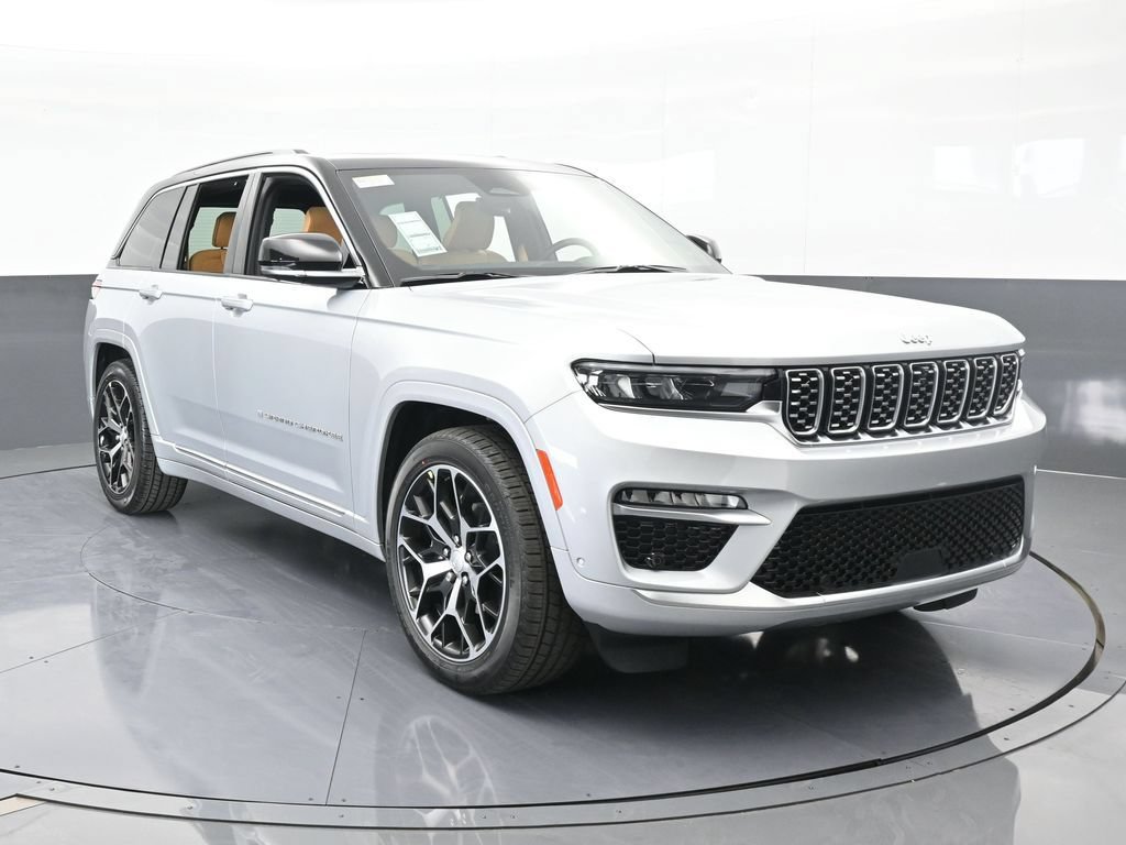 New 2025 Jeep Grand Cherokee Summit AWD/4WD image 4