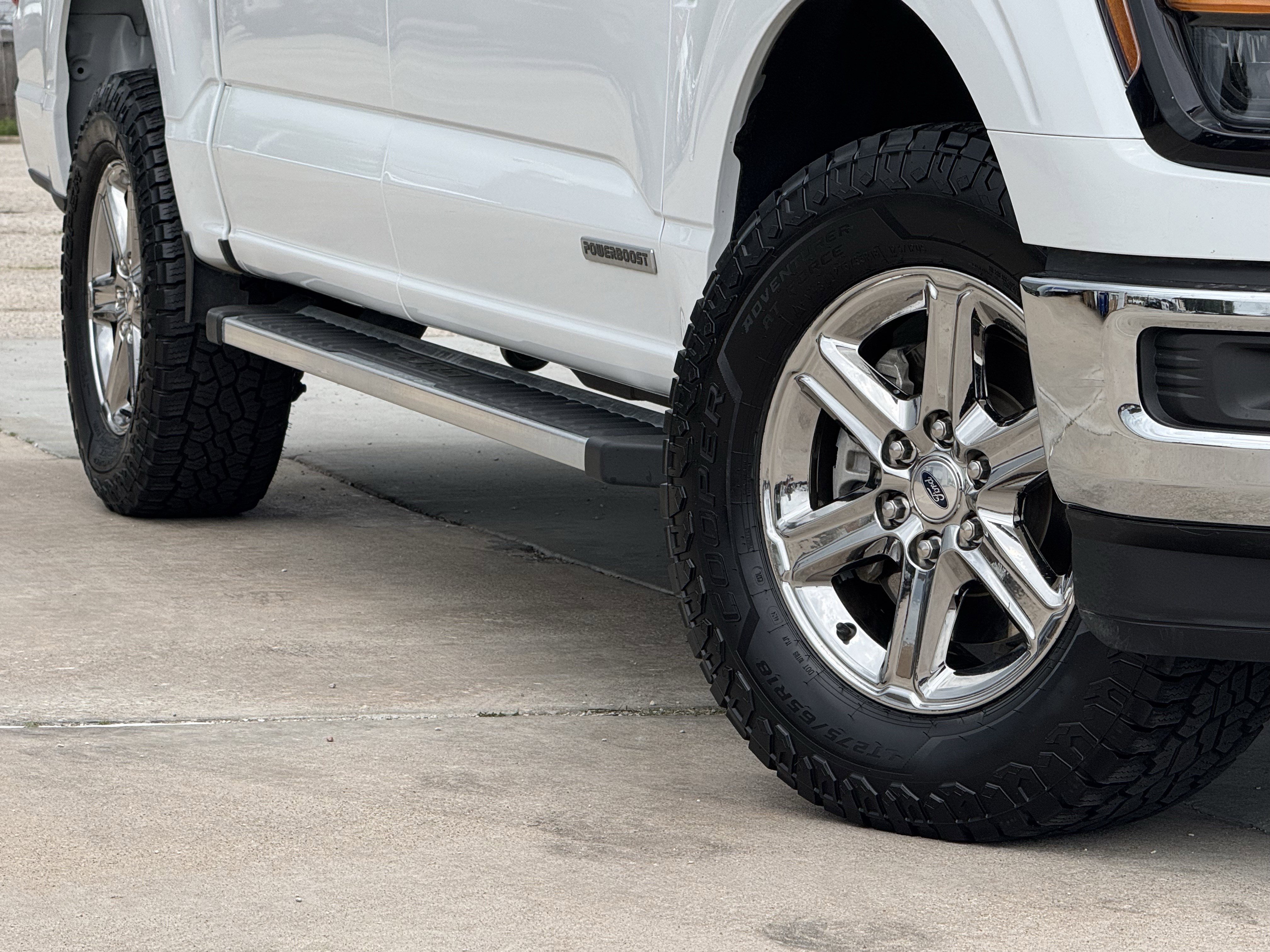Used 2024 Ford F150 XLT w/ Mobile Office Package image 12