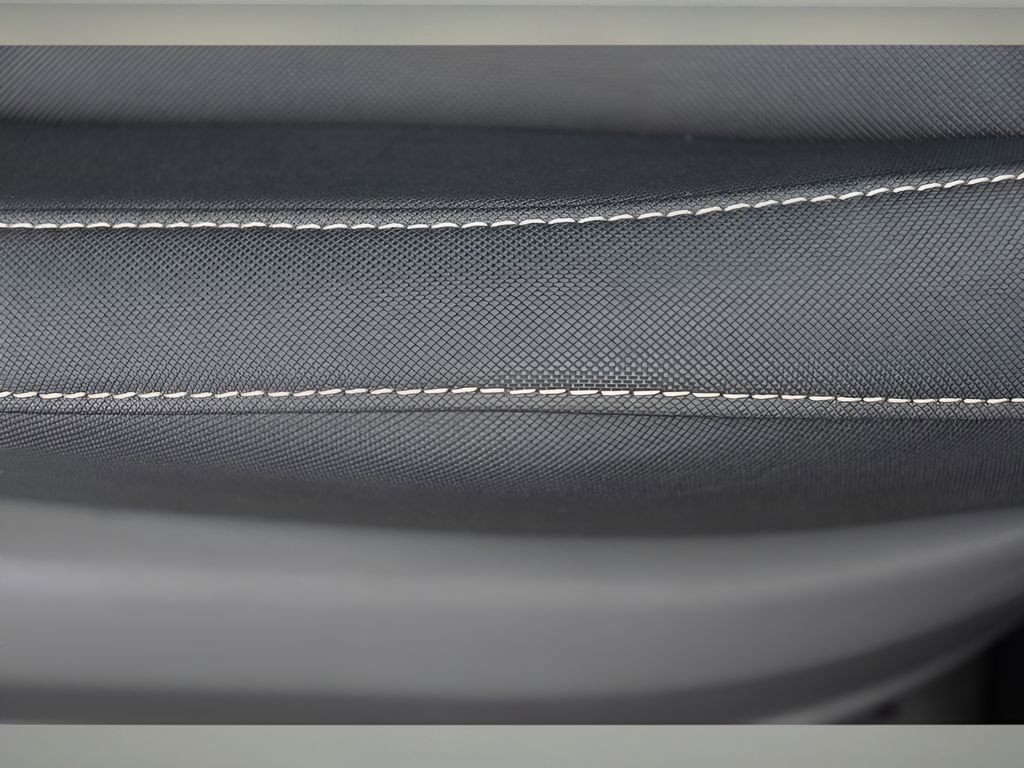 Used 2024 Hyundai Elantra SEL w/ Convenience Package image 28