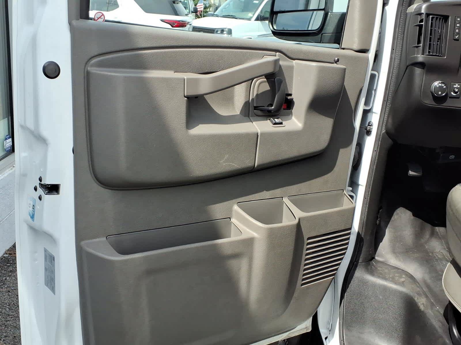 Certified 2025 Chevrolet Express 2500 w/ Driver Convenience Package RWD image 10