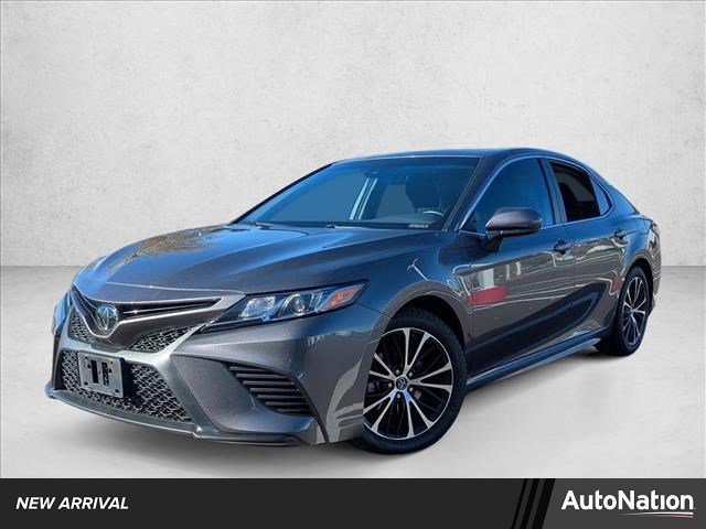 Used 2018 Toyota Camry SE