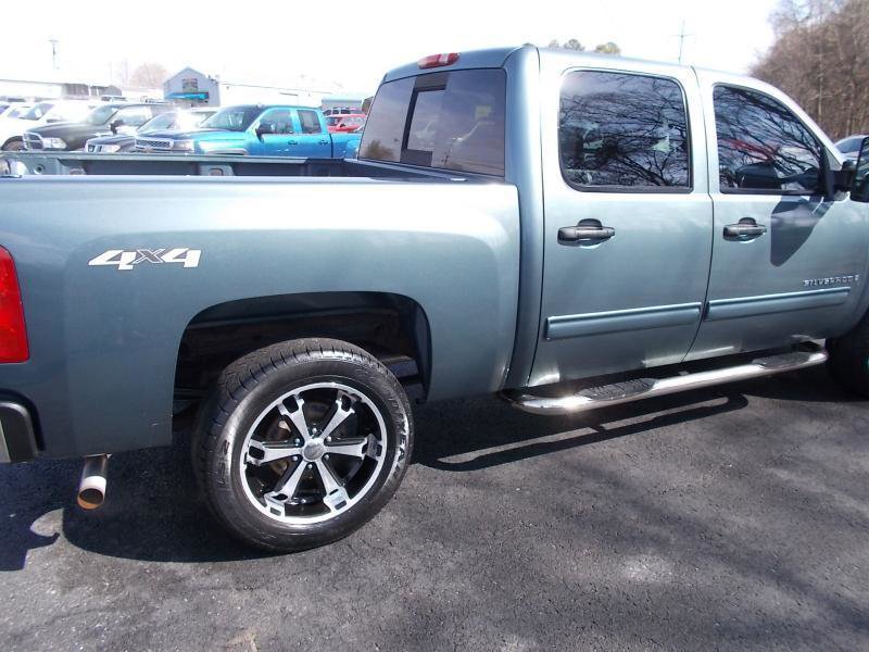 Used 2009 Chevrolet Silverado 1500 LT w/ All Star Package image 13