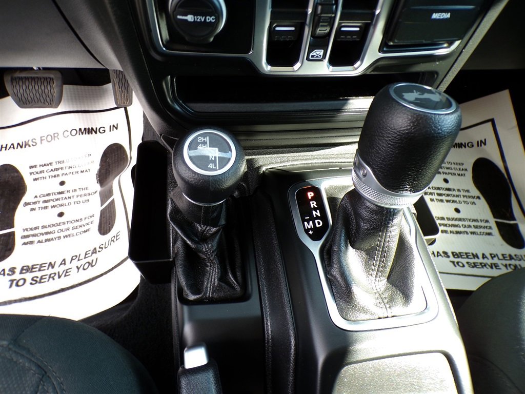 Used 2020 Jeep Wrangler Unlimited Sport image 9