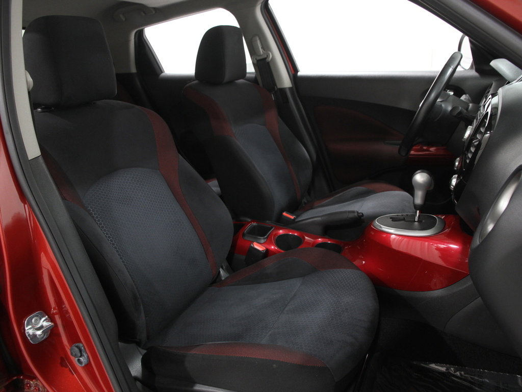 Used 2014 Nissan Juke SV image 34