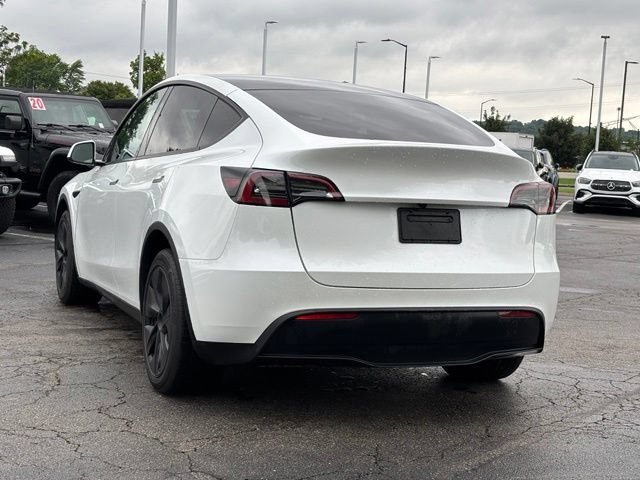 Used 2025 Tesla Model Y Long Range AWD/4WD image 8
