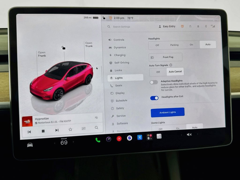 Used 2023 Tesla Model Y Long Range AWD/4WD image 42