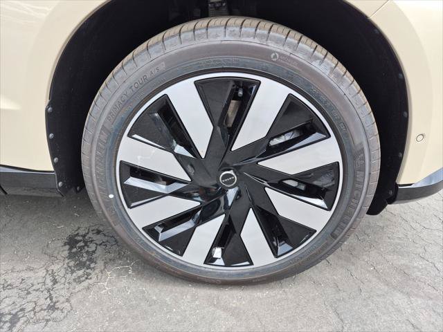 New 2026 Volvo EX90 Plus AWD/4WD image 6