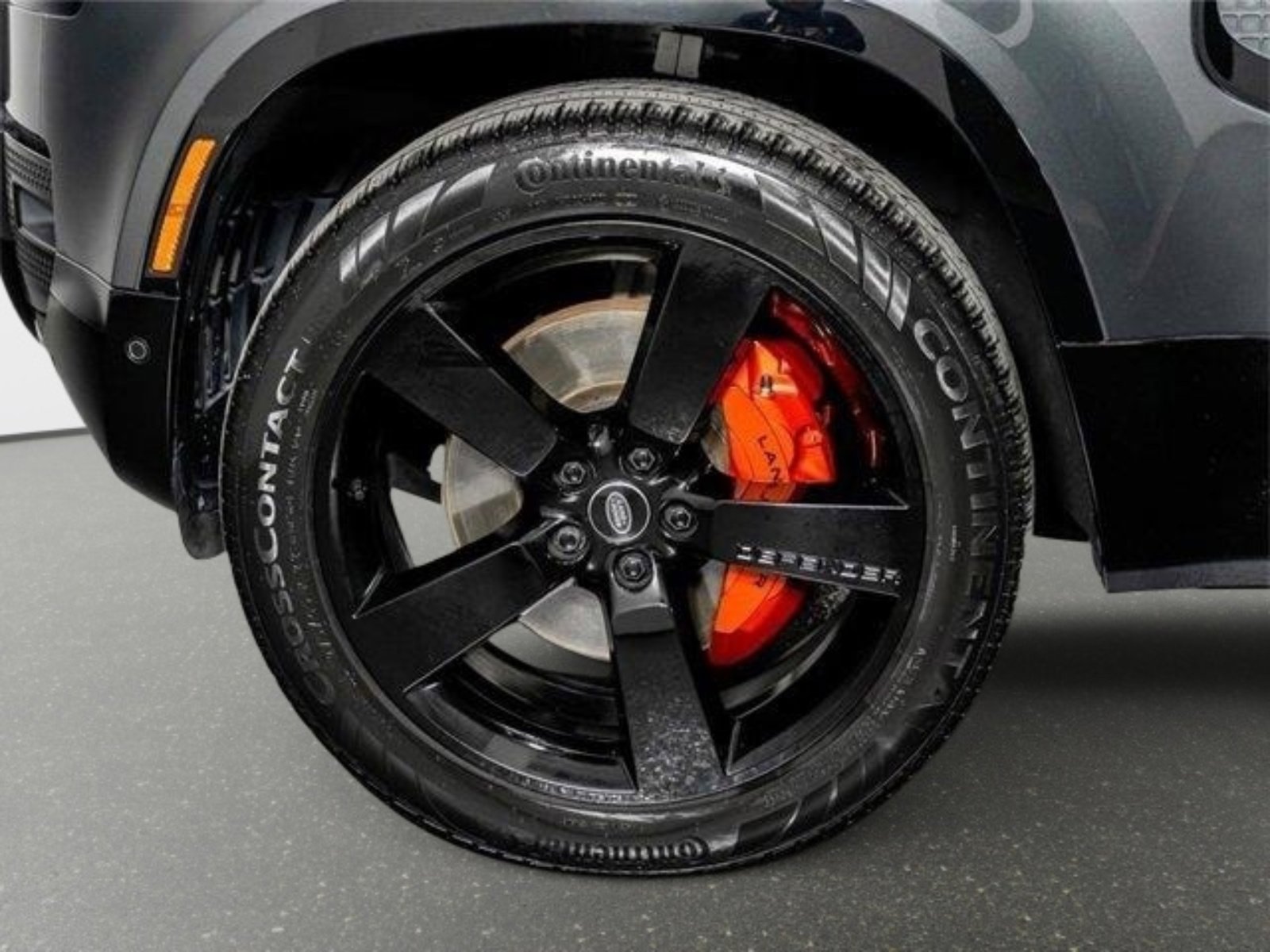 Used 2023 Land Rover Defender 130 X image 18