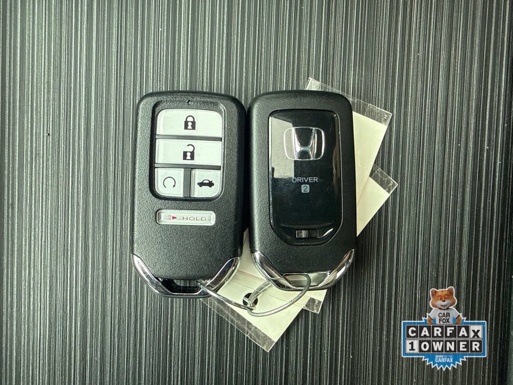 Used 2024 Honda Odyssey Elite image 35