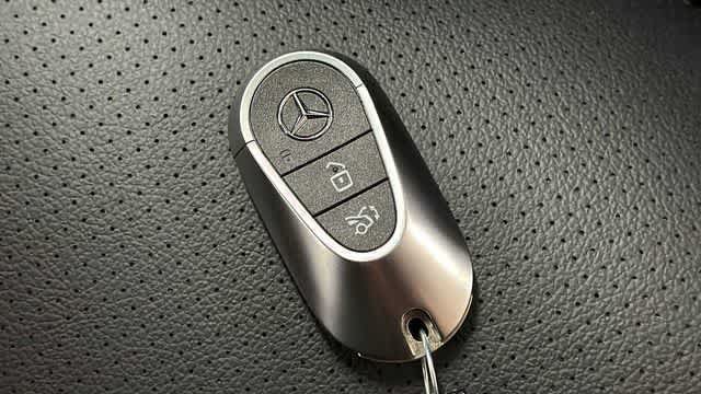 Certified 2026 Mercedes-Benz GLC 300 4MATIC image 38