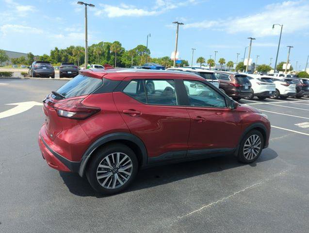 Certified 2023 Nissan Kicks SV FWD image 5
