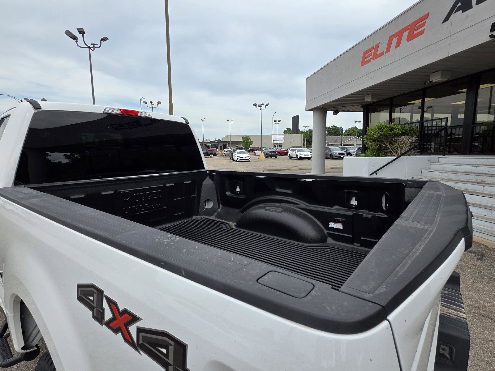 Used 2018 Ford F250 XLT w/ Snow Plow Prep Package AWD/4WD image 30
