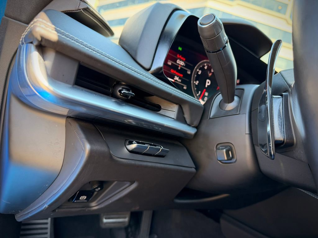 Used 2025 Chevrolet Corvette Stingray Premium Cpe w/ 3LT image 36