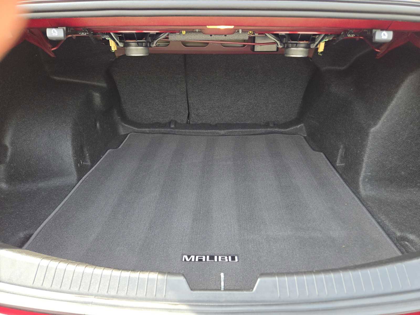 Used 2018 Chevrolet Malibu Premier w/ Premier Sun and Wheel Package image 31