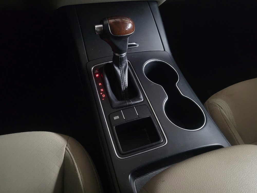 Used 2019 Kia Sorento LX image 26